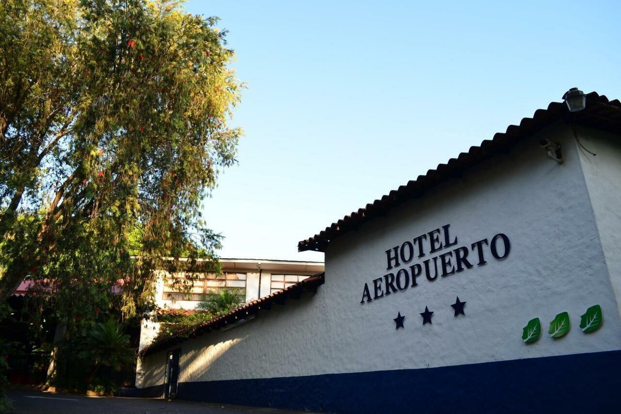 Hotel Aeropuerto Alajuela Exterior photo