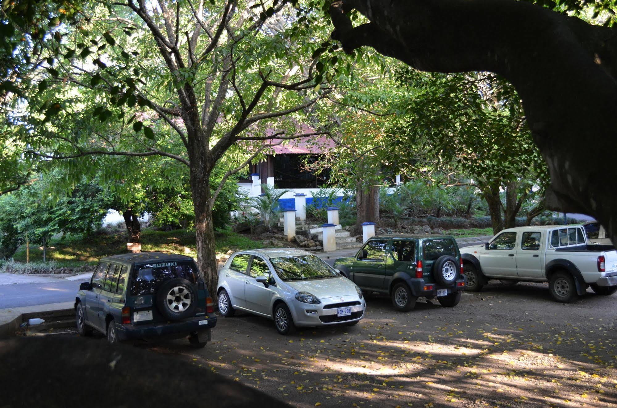 Hotel Aeropuerto Alajuela Exterior photo